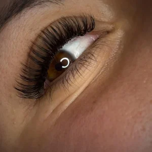 Extensiones de Pestañas Efecto Rimel